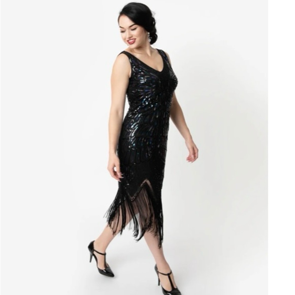 Black Iridescent Sequin Sleeveless Flapper Dress